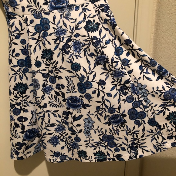 H&M Divided Floral Dress Mini - Picture 4 of 4